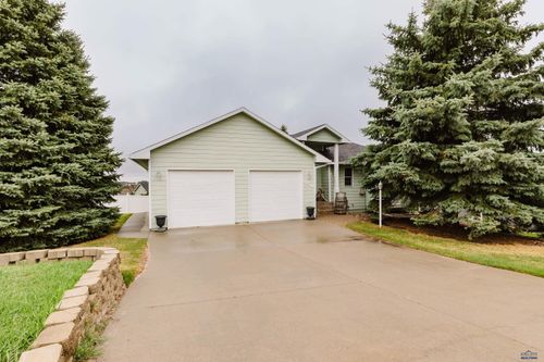 8250 Countryside Blvd, Rapid City, SD, 57702-9071 | Card Image