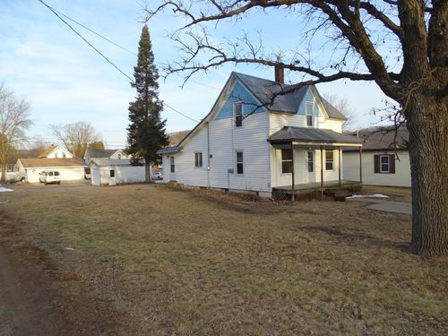 331 S Woodworth St, ELMWOOD, WI, 54740-8612 | Card Image