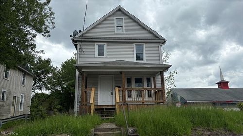 750 Brown St, Akron, OH, 44311-1854 | Card Image