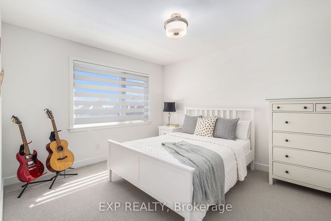 562 Tahoe Hts, House attached with 2 bedrooms, 3 bathrooms and 2 parking in Gloucester ON | Image 15