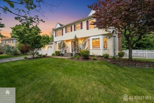 23 Rochelle Dr, Kendall Park, NJ, 08824-1405 | Card Image