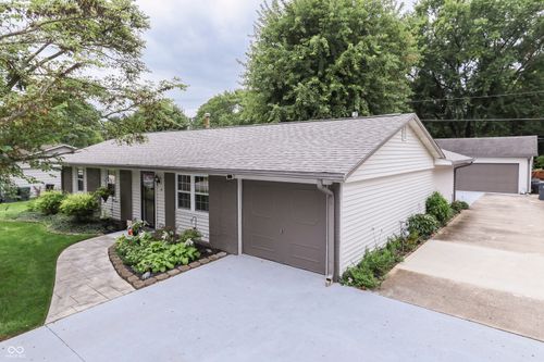 68 Kensington Park Rd, Greenwood, IN, 46142-3740 | Card Image