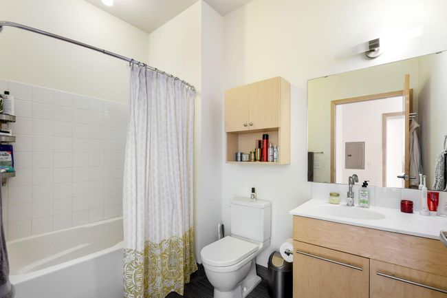 29-web-or-mls-1211 Lagoon Ave #411, Minneapolis-29 - 20.jpg | Image 13