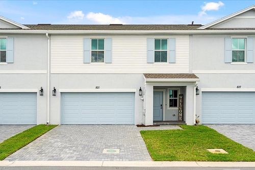 821 Ne Trailside Run, Port St. Lucie, FL, 34983-3530 | Card Image