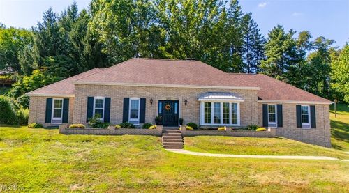 47728 Morningside Dr, Saint Clairsville, OH, 43950-8746 | Card Image