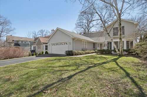 209 E Washington Ave, Lake Bluff, IL, 60044-2156 | Card Image