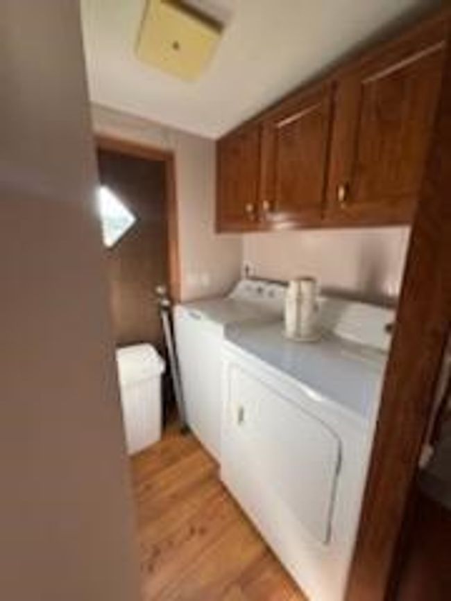 24894 Us Highway 19, House other with 2 bedrooms, 2 bathrooms and null parking in Cedar Bluff VA | Image 8