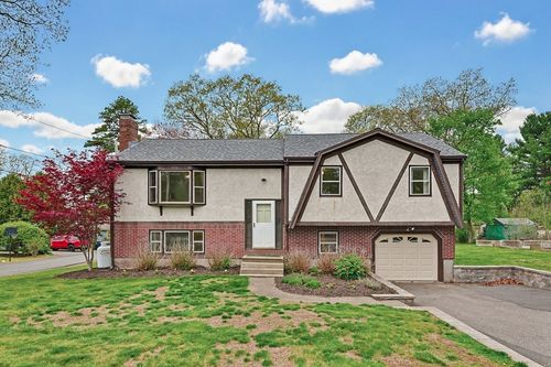 10 Charles River Rd, Medway, MA, 02053-1204 | Card Image