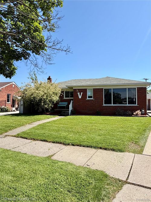 3645 Syckelmoore Street, Trenton, MI, 48183 | Card Image