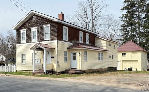 20 S Jefferson St, Pulaski, NY, 13142-4722 | Card Image