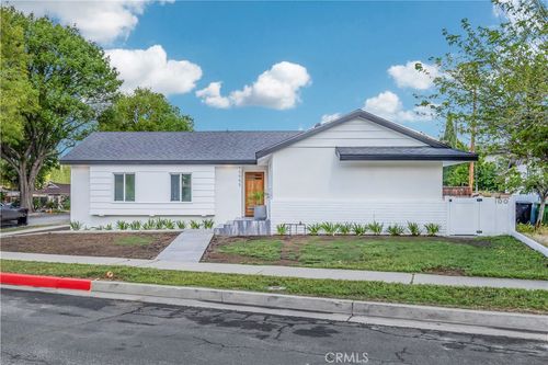 15955 Londelius St, North Hills, CA, 91343-4841 | Card Image