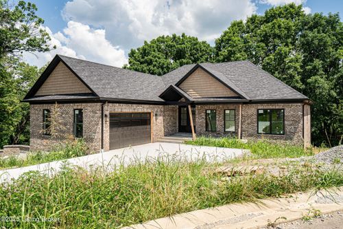 7 Jaiden Pl, Fisherville, KY, 40023-8300 | Card Image