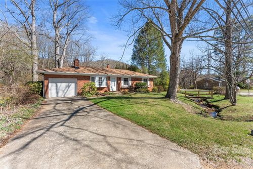 879 New Haw Creek Road, Asheville, NC, 28805 | Card Image