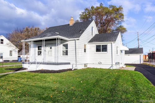 7641 Westminster Ave, Warren, MI, 48091-4891 | Card Image