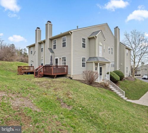 723 Thornhill Dr, COLLEGEVILLE, PA, 19426-3955 | Card Image