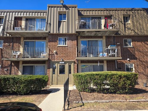 apt-2j-571 Fairway View Dr, Wheeling, IL, 60090-3850 | Card Image