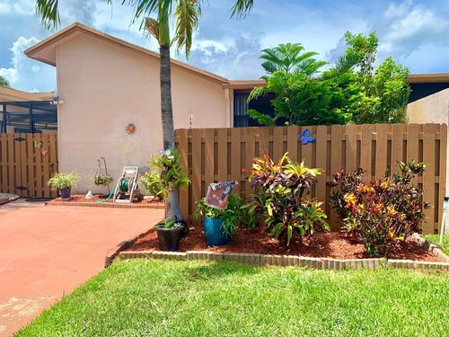 105-2400 Sw 19th Avenue, Boynton Beach, FL, 33426 | Card Image