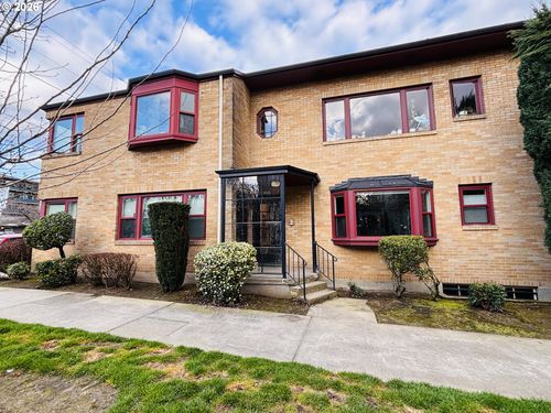 23-1436 Ne 21st Ave, Portland, OR, 97232-1588 | Card Image