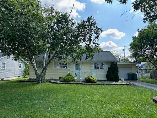 7705 Whitcomb St, Merrillville, IN, 46410-5053 | Card Image