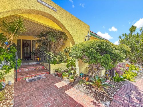 760 Capri Blvd, TREASURE ISLAND, FL, 33706-1040 | Card Image