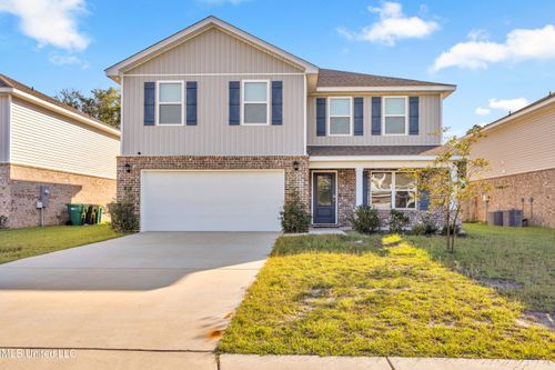 62 Saltmeadow Cir, Ocean Springs, MS, 39564-8956 | Card Image