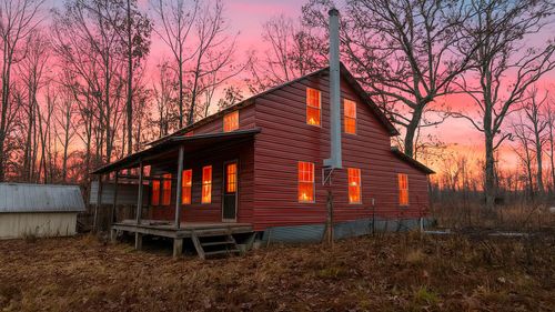 557 W County Road 206, Alton, MO, 65606-8508 | Card Image