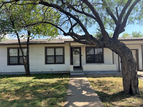 311 Iris St, San Angelo, TX, 76903-8627 | Card Image