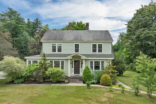 23 W Main St, Newton, NH, 03858-3614 | Card Image