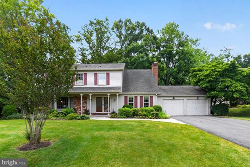 8216 Inverness Hollow Ter, POTOMAC, MD, 20854-2726 | Card Image