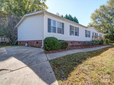 824 Joseph Antoon Circle, House other with 3 bedrooms, 3 bathrooms and null parking in Stanley NC | Image 3