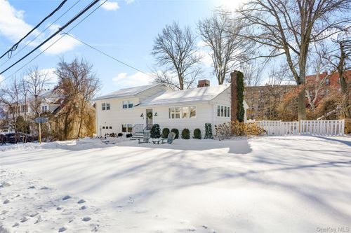 87 Inverness Rd, New Rochelle, NY, 10804-4011 | Card Image