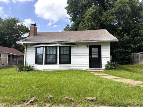 414 W 4th St, Mt Pleasant, TX, 75455-3802 | Card Image