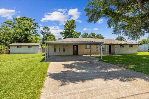 218 Robert St, Paradis, LA, 70080-2126 | Card Image