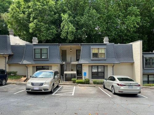 68 La Rue Pl Nw, Atlanta, GA, 30327-4070 | Card Image