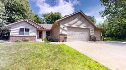 15723 83rd St Ne, Spicer, MN, 56288-8666 | Card Image