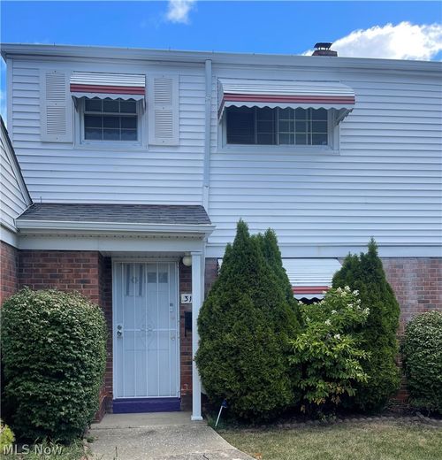 170-315 Buckner Dr, Euclid, OH, 44123-1513 | Card Image