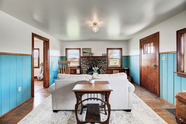 Living Room | Image 6