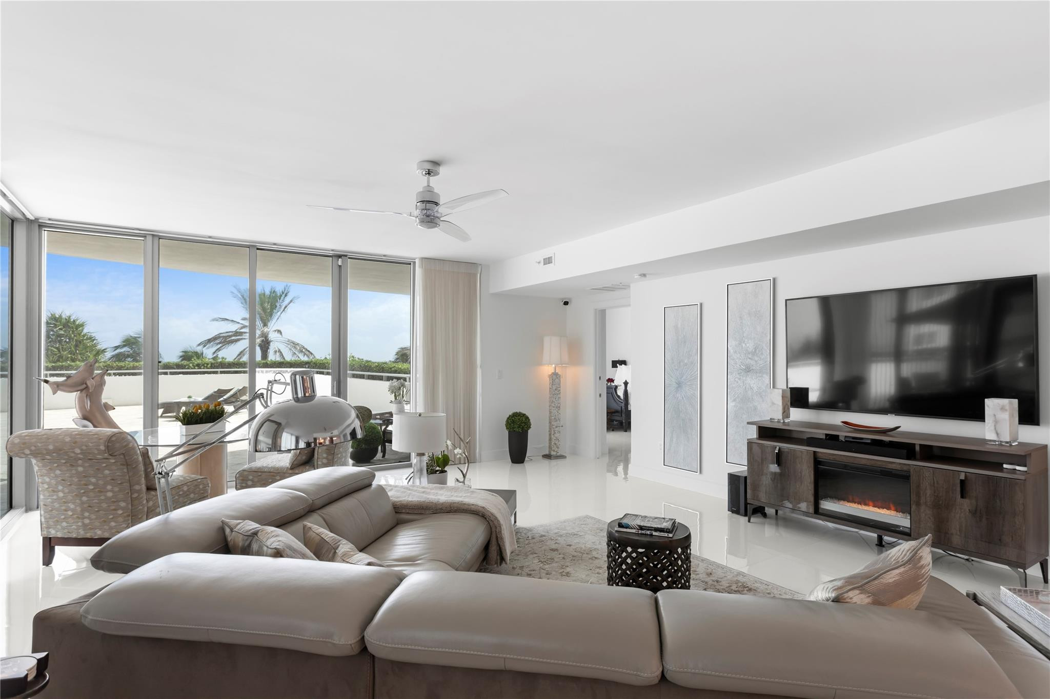Residential Lease in Hollywood 5