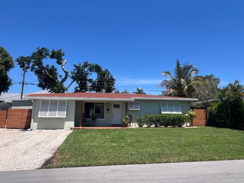 2216 Nw 2nd Ave, Wilton Manors, FL, 33311-3871 | Card Image