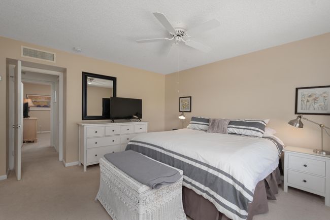 4451 Luxemburg Ct, Condo with 3 bedrooms, 2 bathrooms and null parking in Lake Worth FL | Image 14