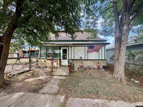 438 Big Horn St, Thermopolis, WY, 82443-2340 | Card Image