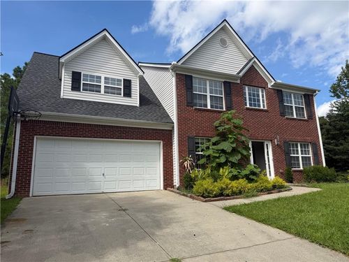 3865 Crescent Walk Ln, Suwanee, GA, 30024-6514 | Card Image