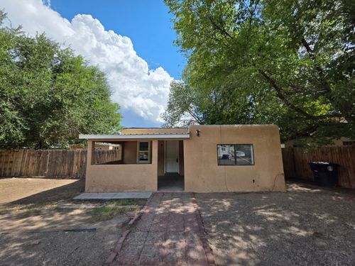 4718 Glendale Rd Nw, Albuquerque, NM, 87105-1722 | Card Image