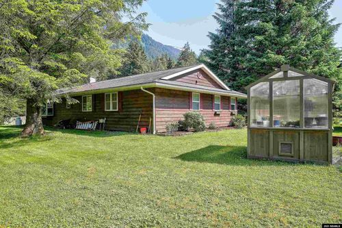 5997 North St, Juneau, AK, 99801-9764 | Card Image