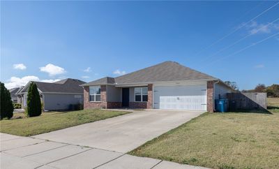 7009 Nw Meadows Way, House other with 4 bedrooms, 2 bathrooms and null parking in Bentonville AR | Image 2