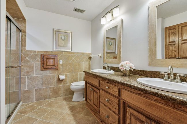5929 Oxford St N, House other with 4 bedrooms, 4 bathrooms and null parking in Shoreview MN | Image 26