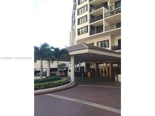 410-Brickell Key Dr S Miami Ave, Miami, FL, 33130 | Card Image
