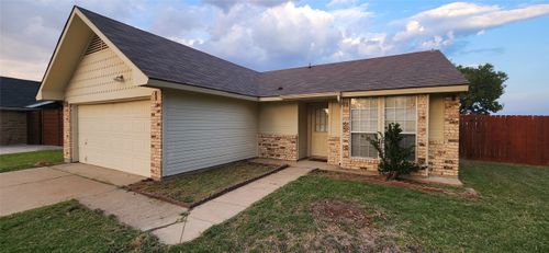 200 Seagull Ct, Irving, TX, 75060-6614 | Card Image