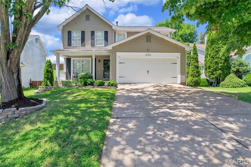430 Oak Glen Dr, Ballwin, MO, 63021-7463 | Card Image