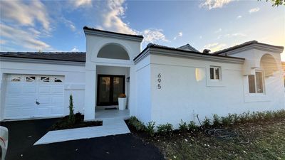 695 Nw 126th Ct, House other with 3 bedrooms, 2 bathrooms and null parking in Miami FL | Image 1